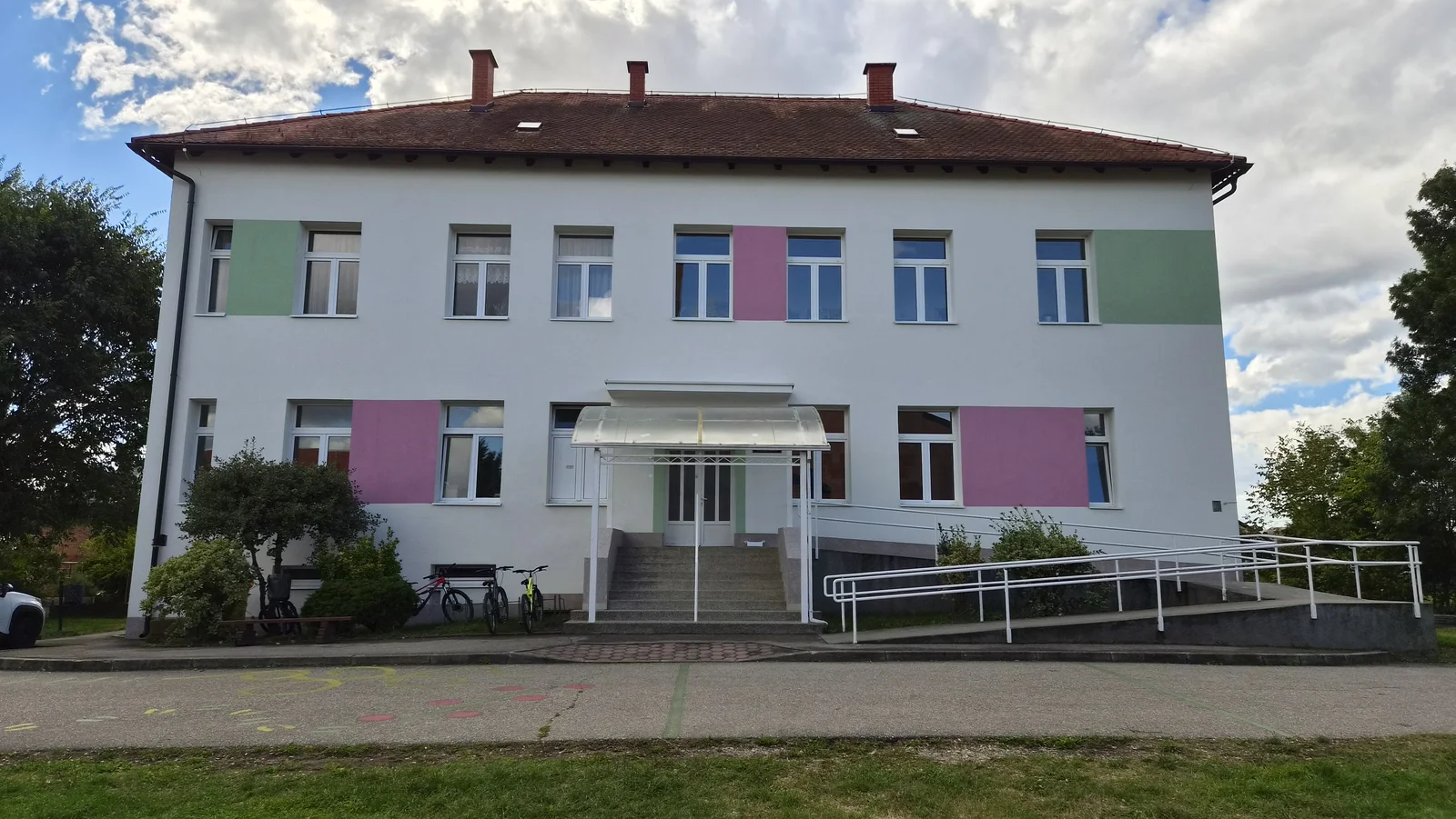 Područna škola Mičevec